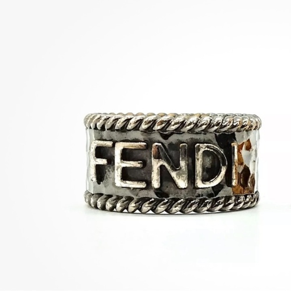 Fendi ring   Authentic